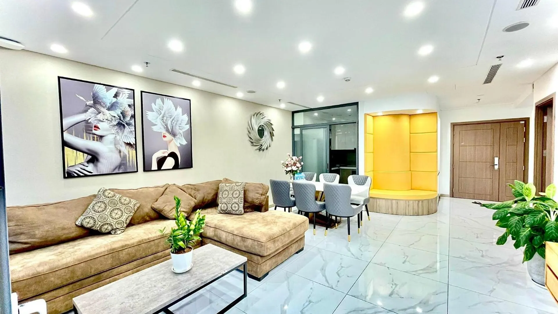 Landmark 81 - Luxury 1,2,3,4 Bedroom Apartments - Stay In The Top Of Vietnam Ho Chi Minh City 0*,