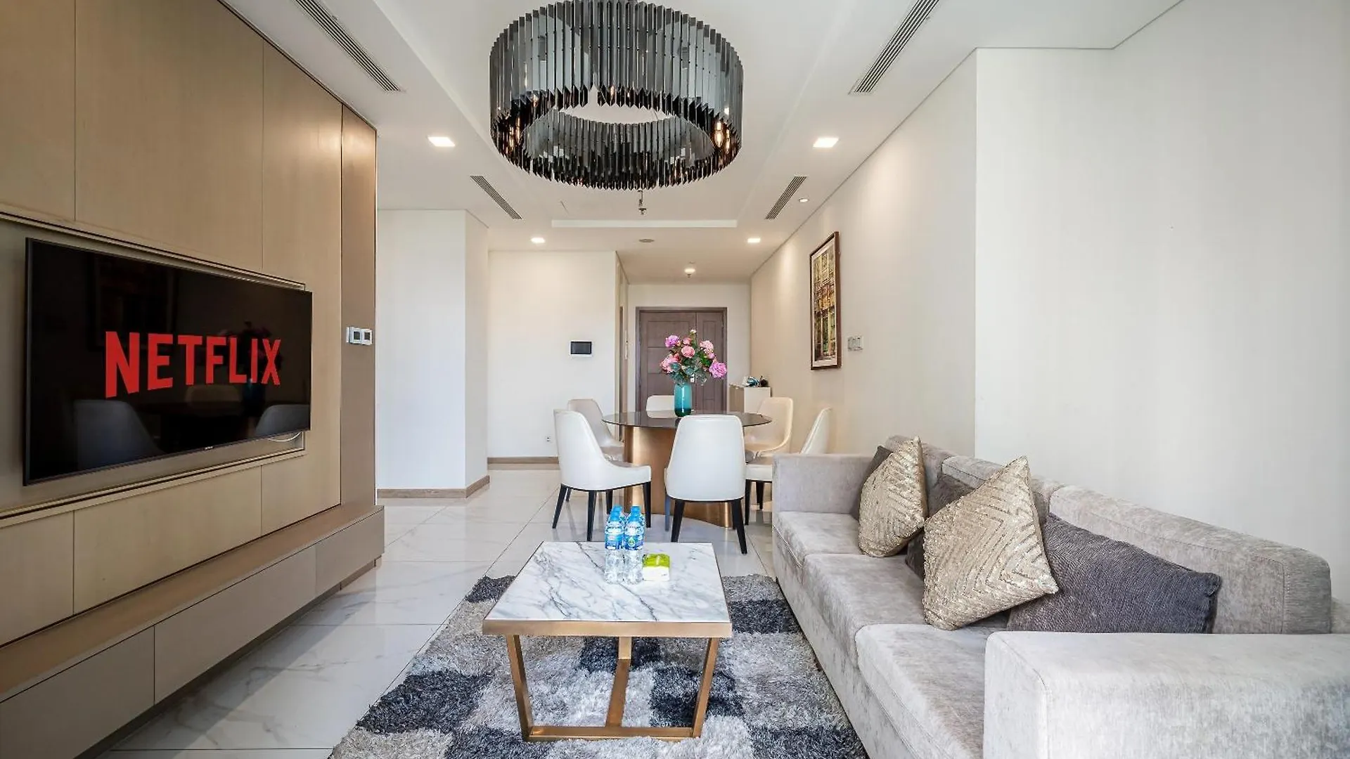 Landmark 81 - Luxury 1,2,3,4 Bedroom Apartments - Stay In The Top Of Vietnam Ho Chi Minh City Vietnam