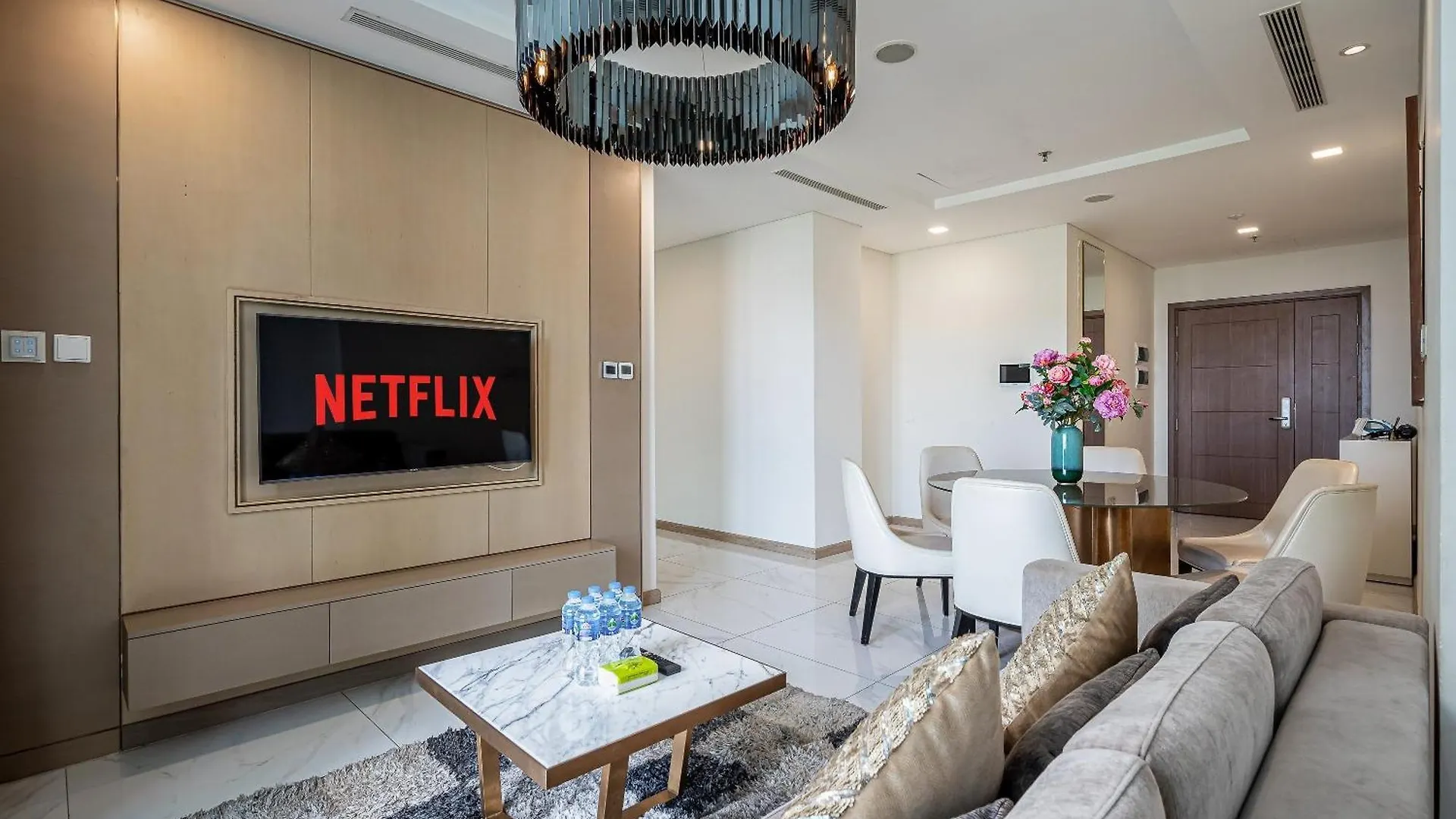 Landmark 81 - Luxury 1,2,3,4 Bedroom Apartments - Stay In The Top Of Vietnam Ho Chi Minh City Vietnam