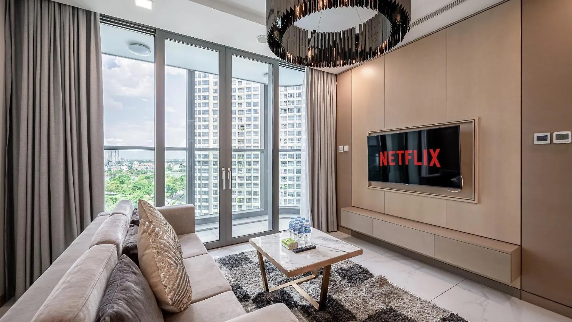 Landmark 81 - Luxury 1,2,3,4 Bedroom Apartments - Stay In The Top Of Vietnam مدينة هوشي منه 0*,  فيتنام